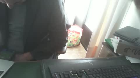 Snapshot of shyfrenchcock chatting on 01-12-26, 09:47 shyfrenchcock online show from 01-12-26, 09:47