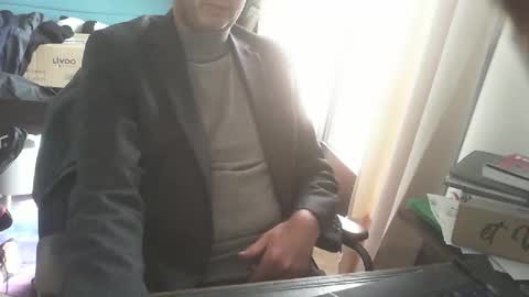 Snapshot of shyfrenchcock chatting on 01-15-26, 01:37 shyfrenchcock online show from 01-15-26, 01:37