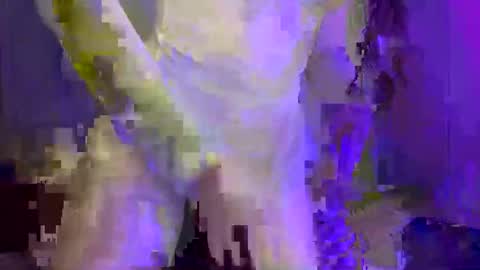 Snapshot of shygirl2005 chatting on 10-10-25, 01:26 ShyGirl2005 online show from 10-10-25, 01:26