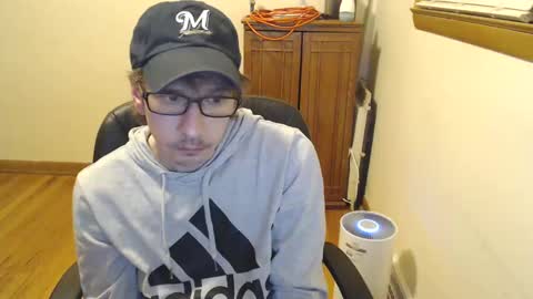 Snapshot of shyguy19755 chatting on 01-19-25, 03:39 shyguy19755 online show from 01-19-25, 03:39