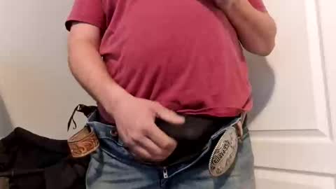 Snapshot of shyguycurious5 chatting on 01-06-26, 02:54 shyguycurious5 online show from 01-06-26, 02:54