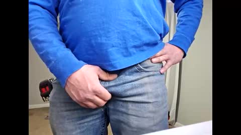 Snapshot of shyguycurious5 chatting on 01-14-26, 05:40 shyguycurious5 online show from 01-14-26, 05:40