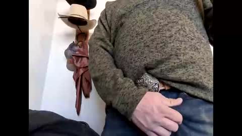 Snapshot of shyguycurious5 chatting on 02-18-26, 04:47 shyguycurious5 online show from 02-18-26, 04:47