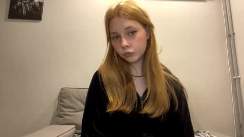Snapshot of shymiax chatting on 03-13-26, 03:40 Alise online show from 03-13-26, 03:40