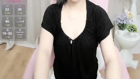 Snapshot of shynana23 chatting on 06-28-26, 12:05 nana online show from 06-28-26, 12:05