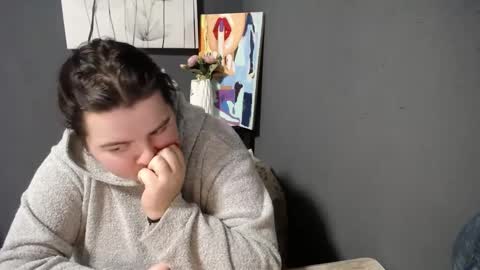 Snapshot of shyness_girl chatting on 02-17-25, 10:18 Bethany online show from 02-17-25, 10:18