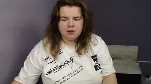 Snapshot of shyness_girl chatting on 09-27-25, 06:51 Bethany online show from 09-27-25, 06:51