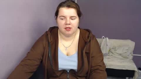 Snapshot of shyness_girl chatting on 09-29-25, 07:13 Bethany online show from 09-29-25, 07:13