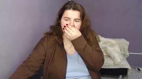 Snapshot of shyness_girl chatting on 10-12-25, 06:45 Bethany online show from 10-12-25, 06:45