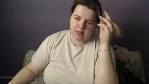 Snapshot of shyness_girl chatting on 01-09-26, 10:18 Bethany online show from 01-09-26, 10:18