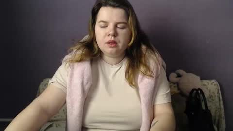 Snapshot of shyness_girl chatting on 01-10-26, 07:54 Bethany online show from 01-10-26, 07:54