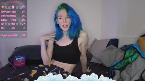 Snapshot of shyohiogirl chatting on 03-18-26, 08:12 Hippie online show from 03-18-26, 08:12