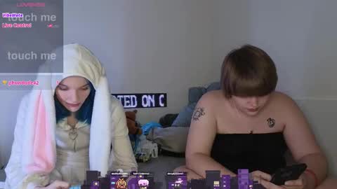 Hippie online show from 03-28-26, 02:44