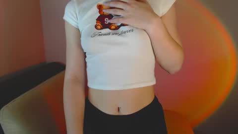 Lea online show from 12-16-25, 02:33