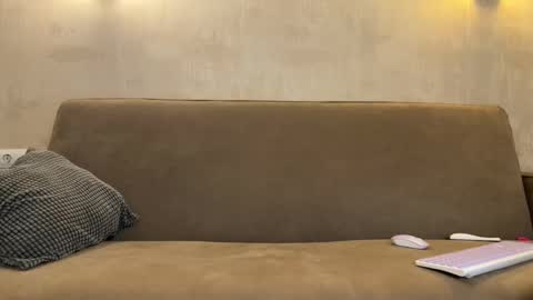 Amelia online show from 12-15-25, 07:18