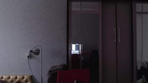 Snapshot of shyredstar chatting on 01-31-25, 11:24 Tom and Betty online show from 01-31-25, 11:24