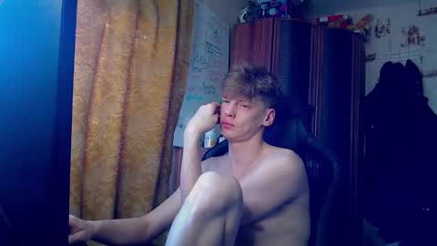 Snapshot of shyredstar chatting on 02-20-26, 05:59 Tom and Betty online show from 02-20-26, 05:59