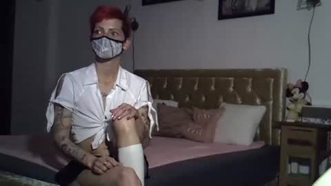 Nina online show from 05-15-26, 10:00