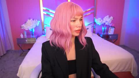 Snapshot of shyysiren chatting on 09-19-25, 06:26 shyysiren online show from 09-19-25, 06:26