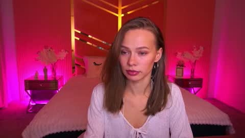 Snapshot of shyysiren chatting on 10-26-25, 08:31 shyysiren online show from 10-26-25, 08:31