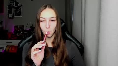 Snapshot of sia0610 chatting on 01-18-26, 02:48 SIA online show from 01-18-26, 02:48