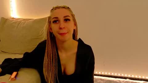 Anastasia online show from 12-15-25, 07:01