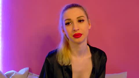 Snapshot of sia_a chatting on 01-19-26, 05:22 Anastasia online show from 01-19-26, 05:22