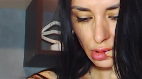 Snapshot of siaconna chatting on 01-20-25, 07:04 Siaconna online show from 01-20-25, 07:04