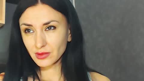 Snapshot of siaconna chatting on 02-04-25, 06:04 Siaconna online show from 02-04-25, 06:04