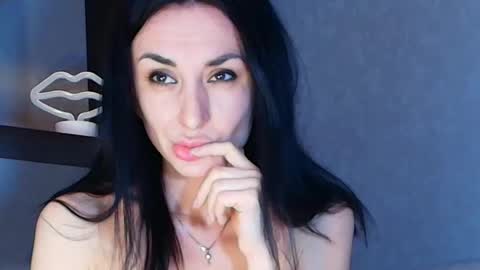 Snapshot of siaconna chatting on 03-12-25, 07:13 Siaconna online show from 03-12-25, 07:13