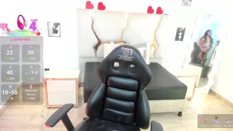 Snapshot of siam_tay chatting on 03-04-25, 03:11 siam online show from 03-04-25, 03:11