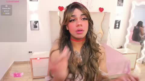 Snapshot of siam_tay chatting on 03-10-25, 02:50 siam online show from 03-10-25, 02:50