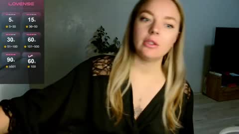 Eva online show from 10-27-25, 12:58