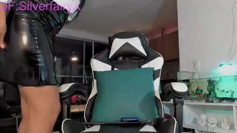 Snapshot of sickfairyx chatting on 10-02-25, 06:31 Mich online show from 10-02-25, 06:31