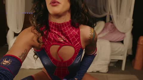 Snapshot of siclianprincess chatting on 01-05-26, 08:45 Miss Meadow Gotti Romano online show from 01-05-26, 08:45