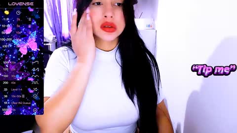 Snapshot of siddhy592 chatting on 01-29-25, 04:41 sidhy online show from 01-29-25, 04:41