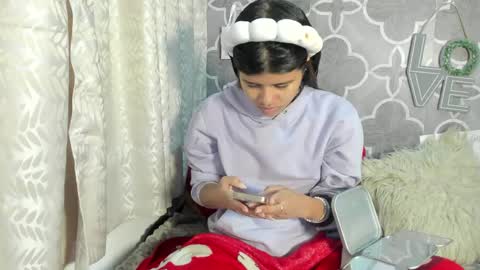 Snapshot of sidney_brownn chatting on 06-09-26, 05:30 sidney_brownn online show from 06-09-26, 05:30