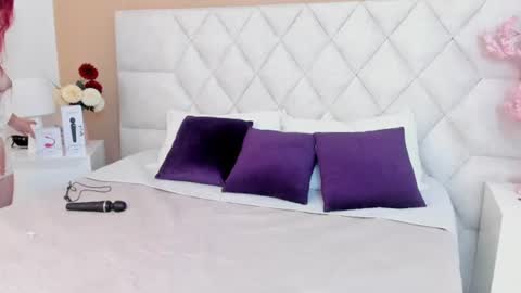 Snapshot of sidney_clark chatting on 07-19-26, 01:04 sidney_clark online show from 07-19-26, 01:04