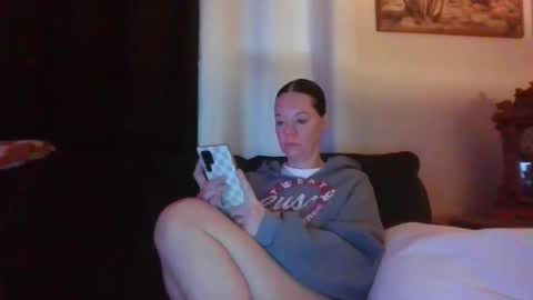 Mrs. St. Patrickk online show from 01-06-26, 03:27