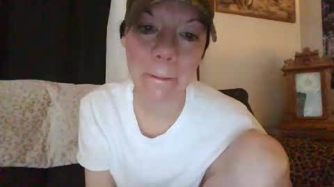 Mrs. St. Patrickk online show from 03-25-26, 03:18