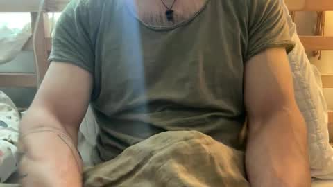 Snapshot of sie273 chatting on 12-17-24, 03:17 sie273 online show from 12-17-24, 03:17