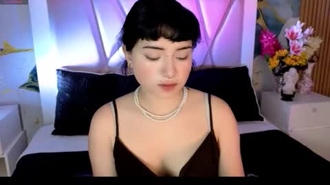 Snapshot of sienna_desiree chatting on 04-27-26, 12:36 Sienna Desieree online show from 04-27-26, 12:36