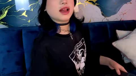 Snapshot of sienna_desiree chatting on 05-11-26, 02:45 Sienna Desieree online show from 05-11-26, 02:45