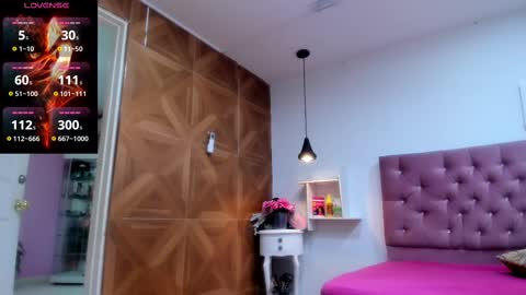 sienna_glow online show from 09-25-25, 12:09