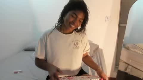 sienna_glow online show from 05-30-26, 06:49