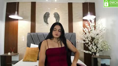 Sienna online show from 05-20-26, 11:49