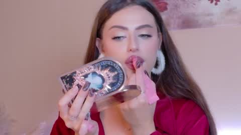 Snapshot of sienna_voss chatting on 05-10-26, 11:32 sienna_voss online show from 05-10-26, 11:32
