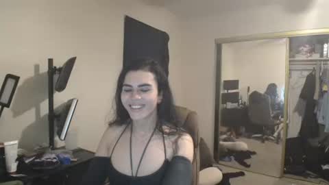 Nicole Zelaya Ferrati  Niky Ferrati online show from 01-19-25, 07:25