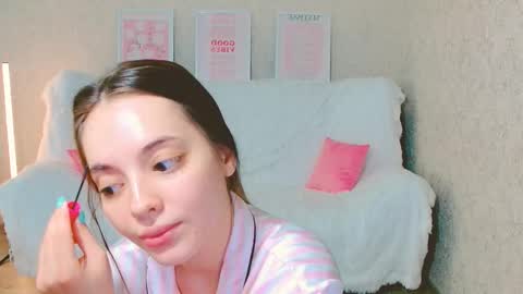 Sienna Mia online show from 06-08-26, 04:13