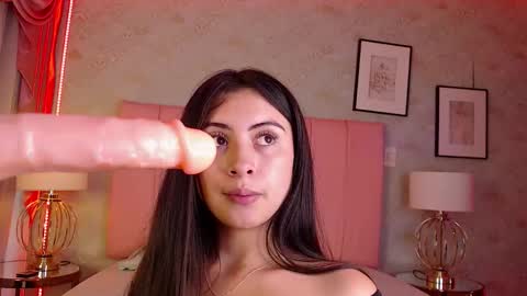 Sienna Wild online show from 11-25-25, 01:33